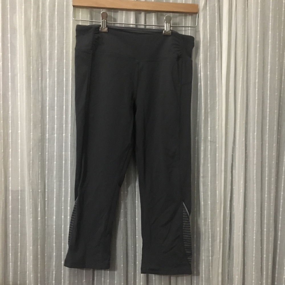 Reflective Running Crops